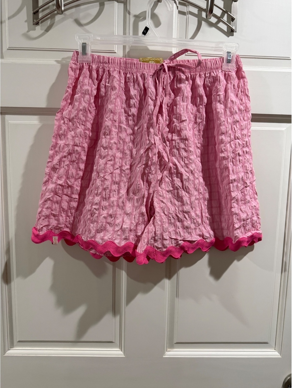 Simply Southern Pink Two-Piece Set Shirt and Shorts Large - Picture 5 of 7
